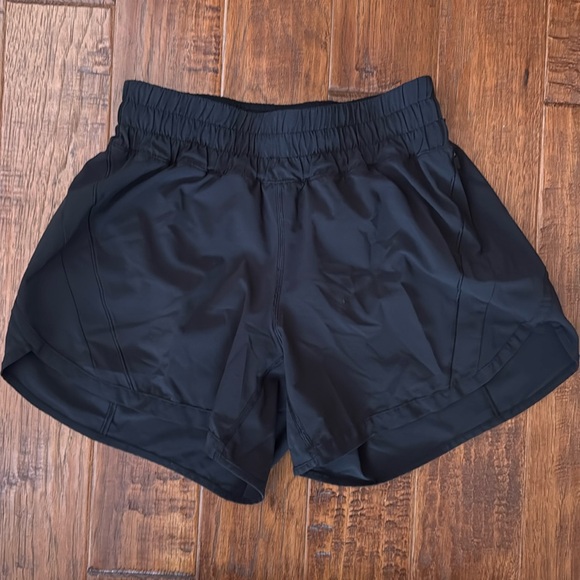lululemon athletica Pants - Lululemon Track That Short *5" Black Size 6